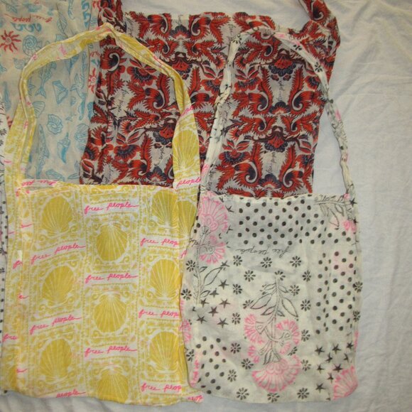 Lot of 5 Free People Reusable Bags Floral Seashells Beachy Tote Carryall - Picture 2 of 3